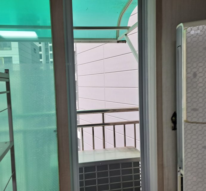 인천 부평구 방충망 교체 찢어진 방충망, 미세방충망으로 교체해야 하는 이유 사진 18