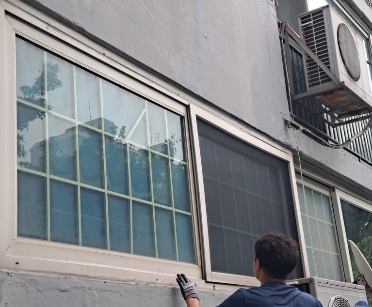 인천 제물포구 방충망 교체 오래된 알루미늄망을 미세방충망으로 바꾼 이유 사진 18
