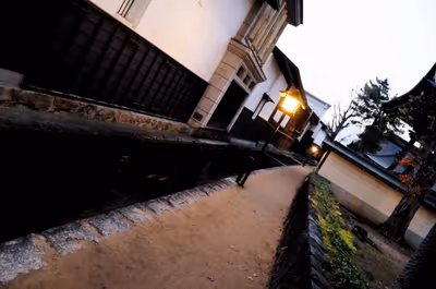 2015年11月23日に岐阜県で撮った「古民家、建物、街灯、通り、飛騨」の写真