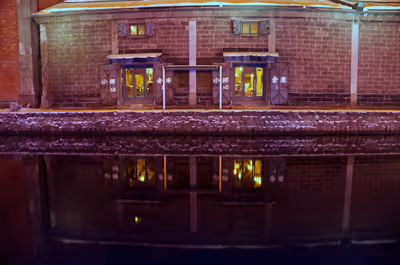 2017年11月24日に北海道で撮った「冬、小樽、建物、運河」の写真