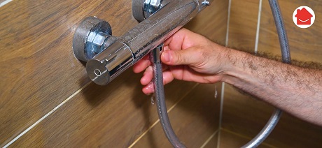 dévisser flexible de douche