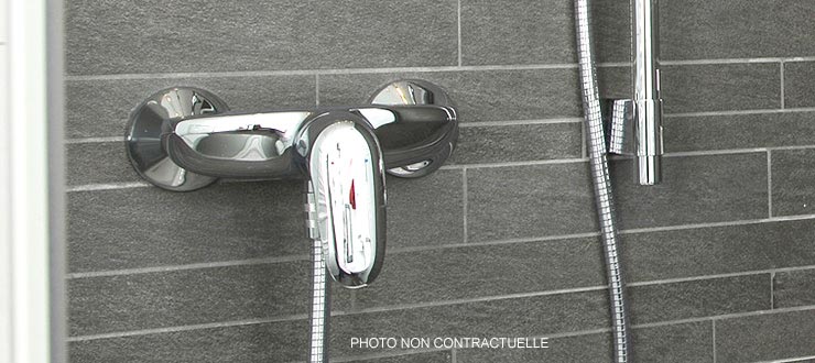 Pose d'un robinet mitigeur douche fourni par le client Pose d'un robinet mitigeur douche fourni par le client