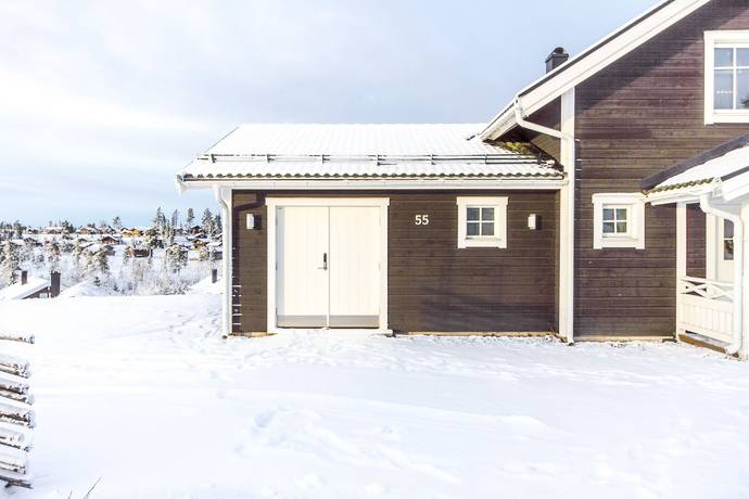 Scenic 4-Bedroom Mountain Retreat in Branäs: Ideal Swedish Second Home