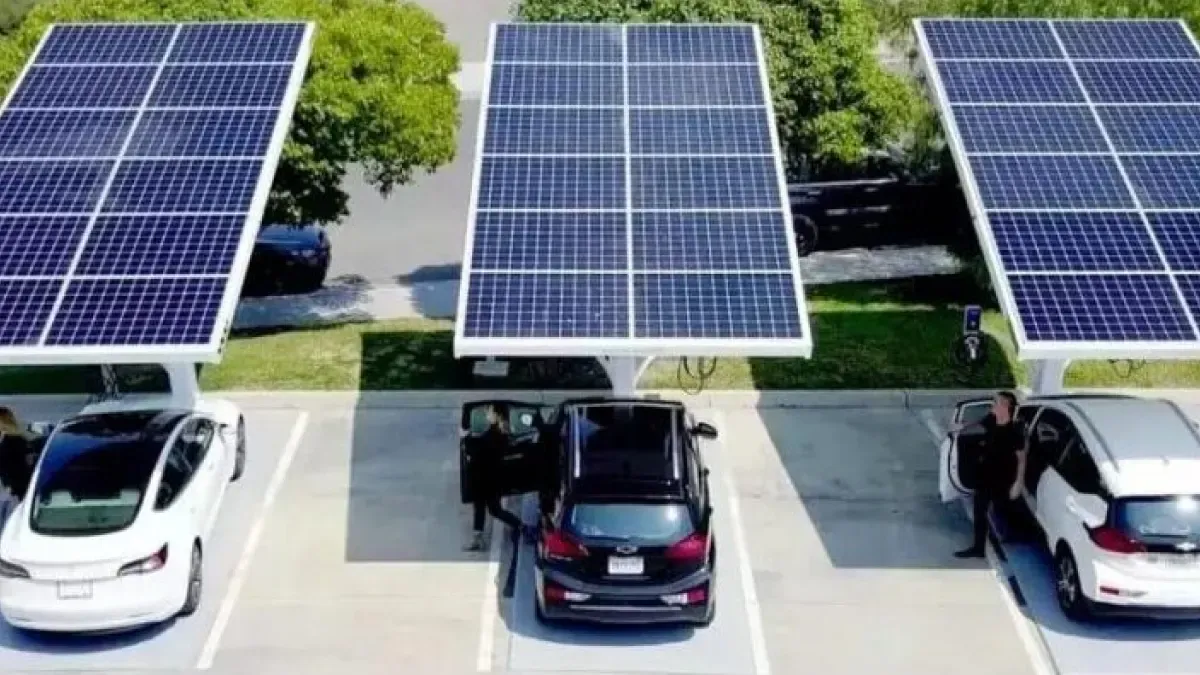 auto opladen met zonne-energie