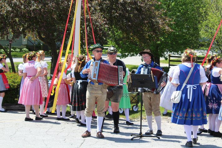 Amana Colonies Maifest 2023