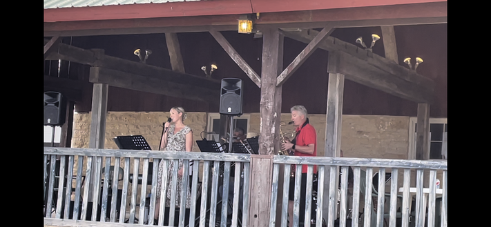 Music in the Vineyard with JazzQ