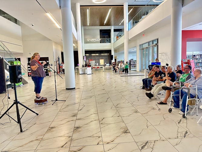 Cedar Rapids Storytelling Festival: Stories from the Stump