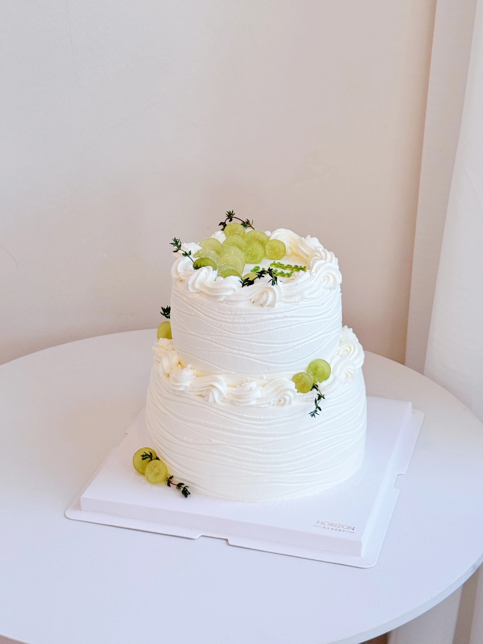 https://storage.googleapis.com/horizon-reservation-images-dev/cake-offer/67184d96e5d183700ebe92ef3ca6754f.webp