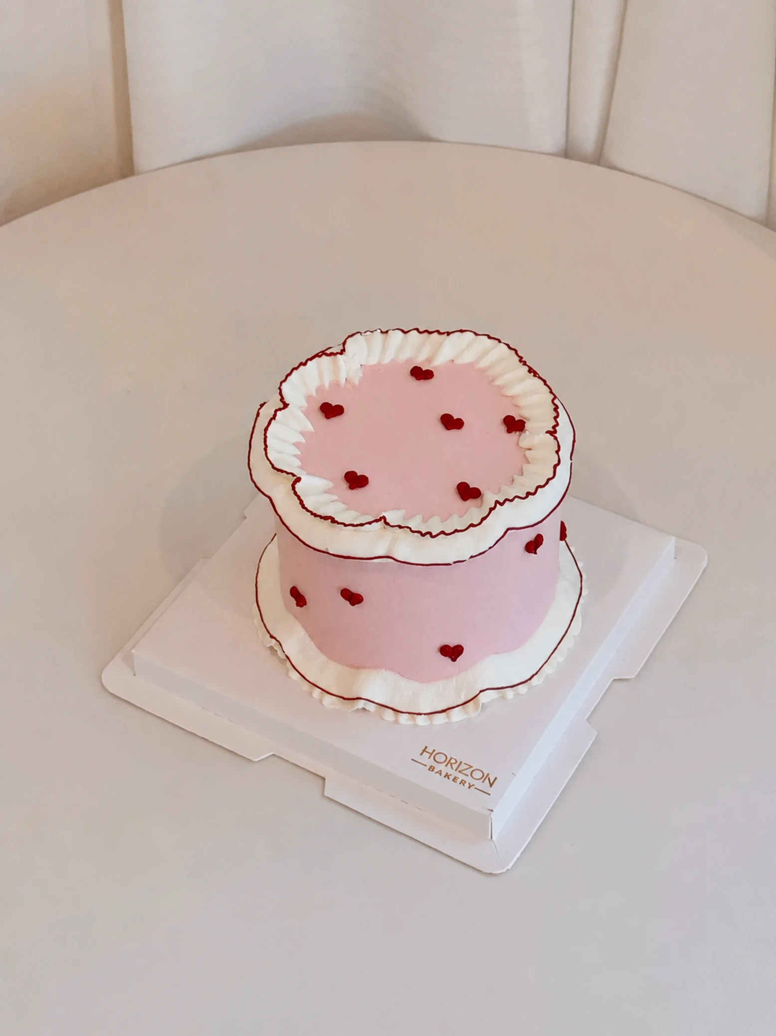 https://storage.googleapis.com/horizon-reservation-images/cake-offer/6185a79f1d7077370941b44f82c9806d.webp