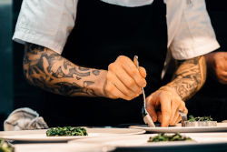 Restaurante con servicio a domicilio