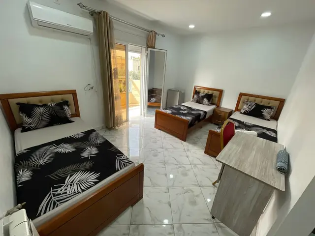 Hostel Paradise 4