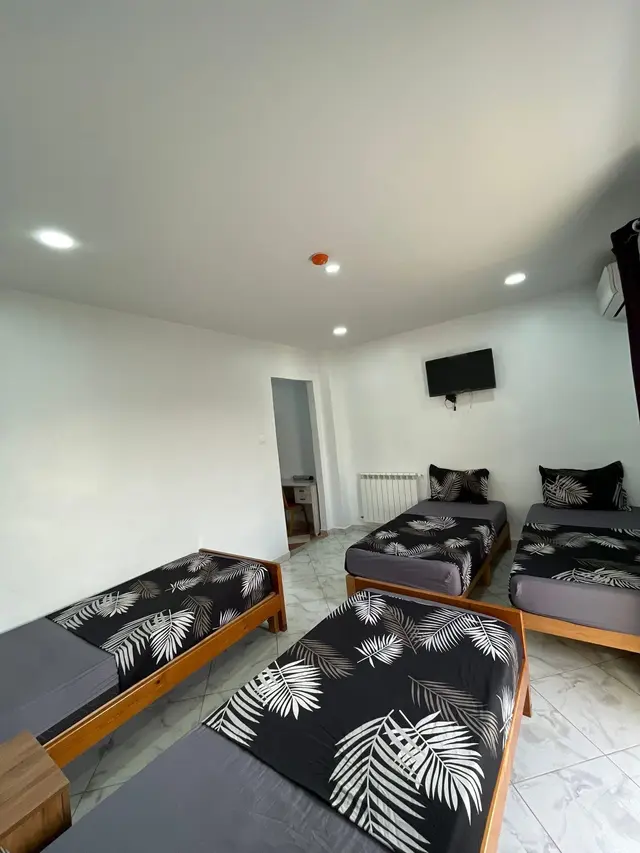 Hostel Paradise 5