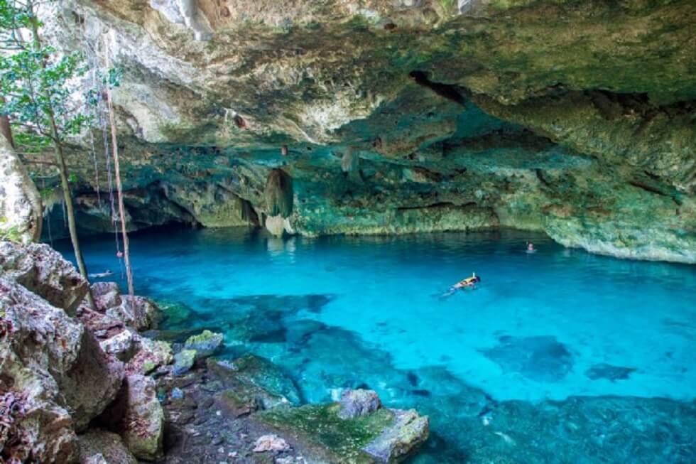 Cenote Dos Ojos - Tulum