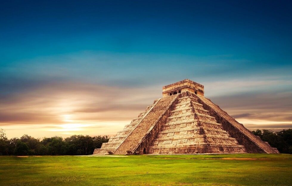 Chichen Itza - dia- Cancun- México