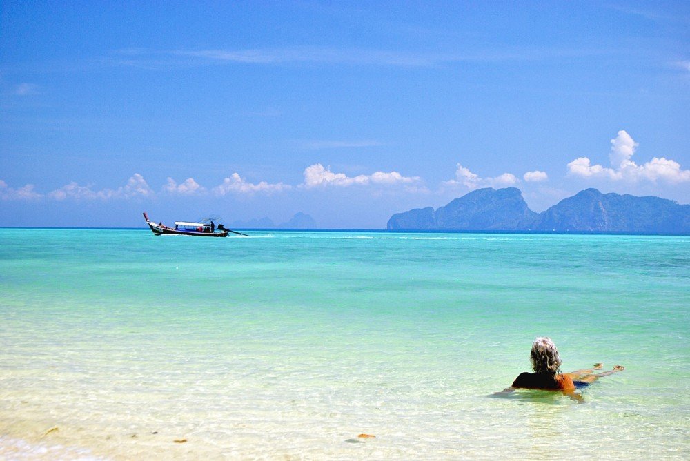 Trang island. Тайланд Паттайя. Тайланд Паттайя море. Паттайя море пляж. Тайланд чистое море.