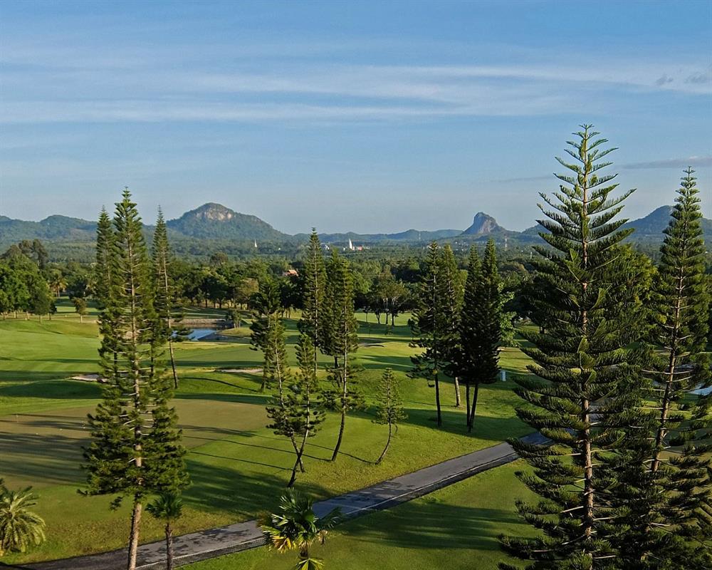 Phoenix Gold Golf and Country Club Pattaya