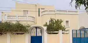 Villa s+4 à vendre ou à louer houmet souk djerba