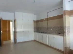 Un appartement S+3 à Sidi Sri