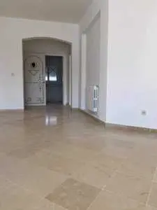 à louer un appartement s+2 à ennaser1