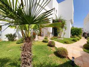 A Vendre une Magnifique Villa au Jardins de Carthage