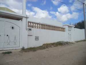 villa s+3 de 400m² à hammamet sud 99202001