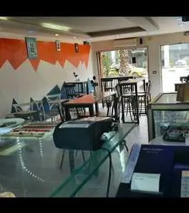 Cafétéria à louer à khaireddine pacha montplaisir 