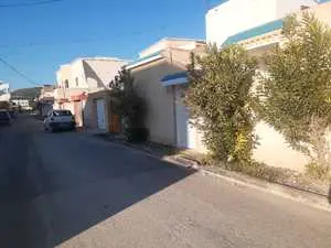 Une grande maison 625 m2 a cite l ghazella (حي السعادة)