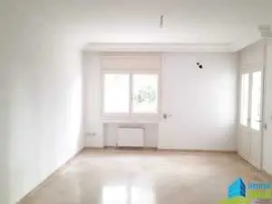 Appartement S+3 à cité el ghazela