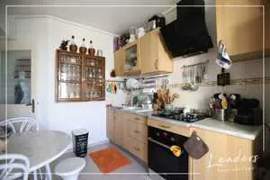 un appartement à vendre à l'aouina 🧨27246336 ☎