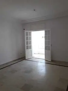 A VENDRE APPARTEMENT S+2 A EZZAHRA