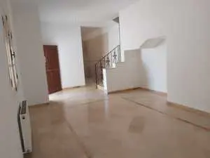 duplex 3 pièces derrière tijari bank soukra