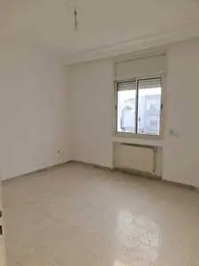 A vendre un appartement S+3 haut standing à Gammarth