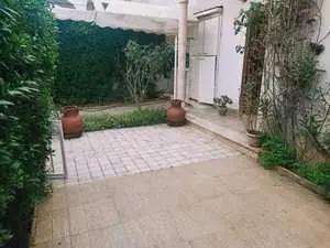 Villa de 300² à la Soukra 