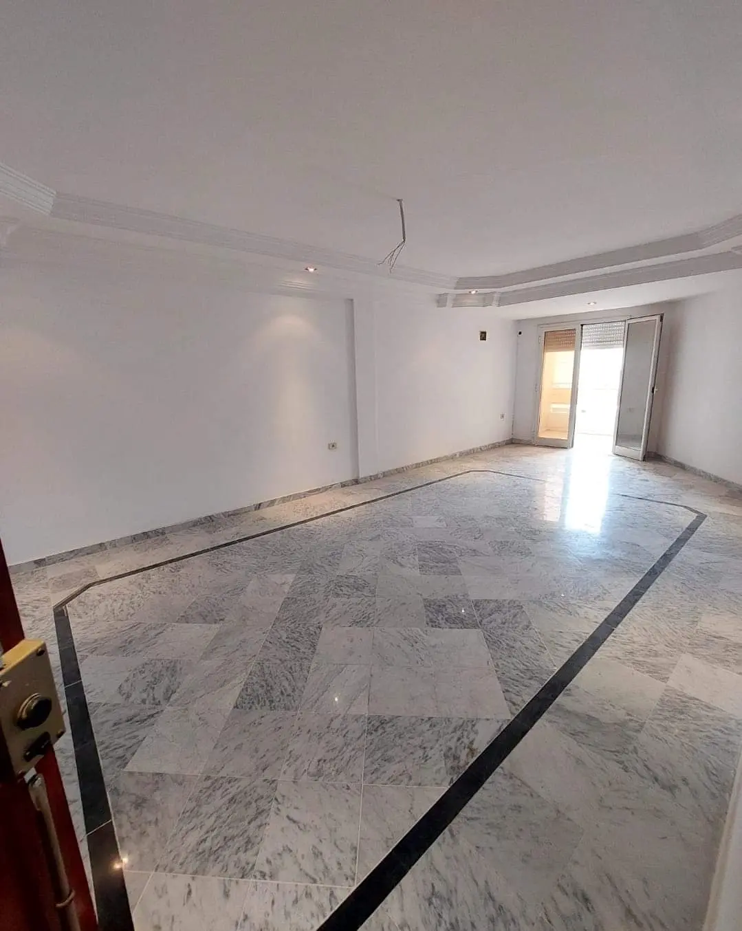 Avendre appartement jamais habité hammam sousse 