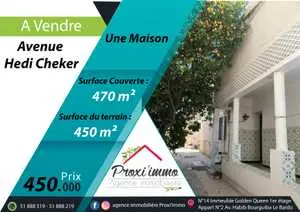 Une Maison sur L'Avenue Hedi Chaker