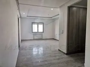 A Vendre un appartement S+1 ,à Ain Zaghouan Nord 