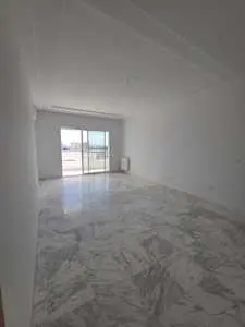 A vendre un appartement s+3 direct promoteur au jardins de Carthage