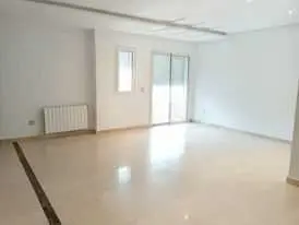 A louer un appartement s+3 à la Soukra 