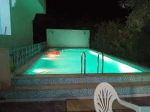 Villa rez de chaussé + un 1ére étage avec piscine à Akouda