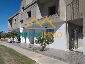 Villa 3S+10 de 660 m² sur un terrain de 500 m²- Zone Touristique Mahdia