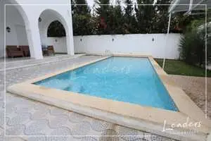 8 Villa à Hammamet à vendre 27246323
