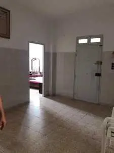 Un bel appartement s+3 situé à akwach dar cheikh près de mosquée sidi ammari