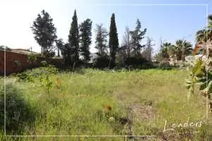 un terrain à vendre à l'aouina 🧨 27246336 📞