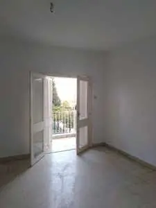 A louer un appartement s+3 à ezzahra 