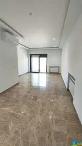 Appartement S+2 jamais habité à la Soukra