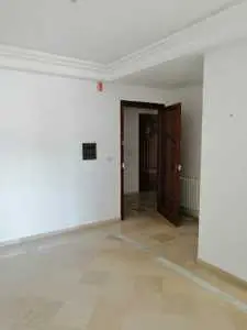 A VENDRE APPARTEMENT S+2 A EZZAHRA 