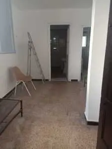 un appartement vide à rue d'egypte