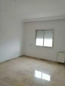 Appartement s+2 HST avec parking sous sol à MADINA 3