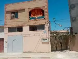 appartement (s+2) + دبو à حي السعادة