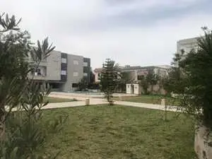 A Vendre duplex s4 avec jardin au début de la Soukra